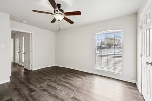 320 Edgewood St, Krum, TX 76249 - Photo 16