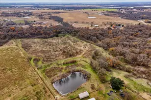 510 Old Sawmill Rd, Axtell, TX 76624 - Photo 32