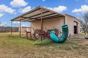 510 Old Sawmill Rd, Axtell, TX 76624 - Photo 28
