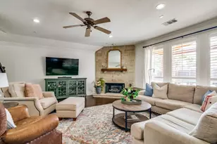 5629 Big River Dr, The Colony, TX 75056 - Photo 2