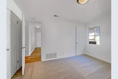 1716 Sylvan Drive, Arlington, TX 76012 - Photo 4