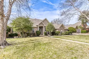 27 Wellington Oaks Cir, Denton, TX 76210 - Photo 2