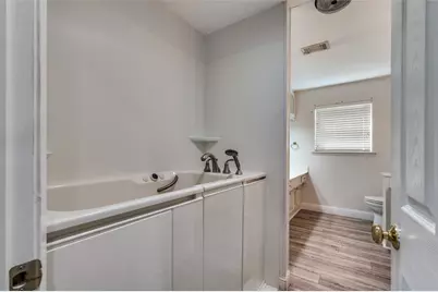 4017 Emerald Oaks Drive, Haltom City, TX 76117 - Photo 20