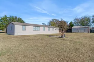 289 Pvt Rd 8303, Ben Wheeler, TX 75754 - Photo 36