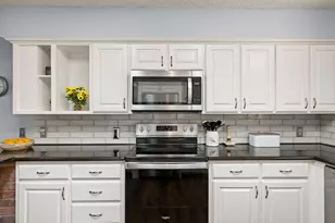 523 Canyon Trail Rd, Weatherford, TX 76087 - Photo 12