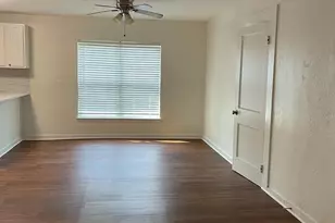 108 N Shaw, Tom Bean, TX 75491 - Photo 4