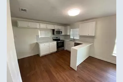 108 N Shaw, Tom Bean, TX 75491 - Photo 2