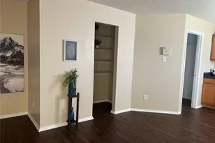 1836 Vineridge Ln, Burleson, TX 76028 - Photo 6