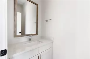 2107 N Garrett Ave, Dallas, TX 75206 - Photo 20