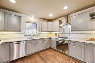 10035 Woodgrove Dr, Dallas, TX 75218 - Photo 10