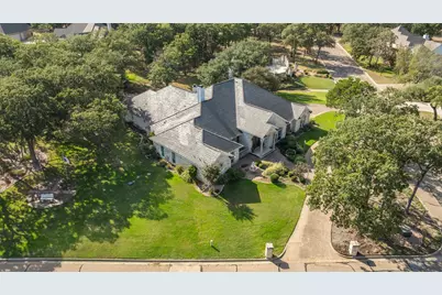 1340 Autumn Oaks Circle, China Spring, TX 76633 - Photo 6