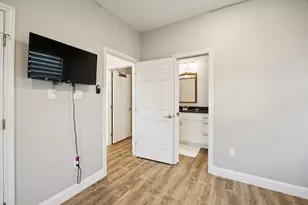 3404 Zanzibar Ct, Granbury, TX 76048 - Photo 22