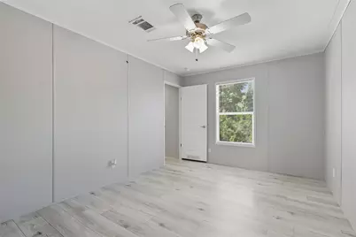 6213 Maine Trail, Granbury, TX 76048 - Photo 10