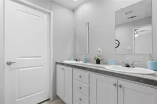 6213 Maine Trail, Granbury, TX 76048 - Photo 14