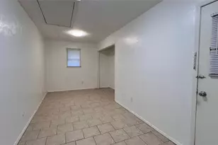 1915 Longmeadow Dr, Arlington, TX 76015 - Photo 8