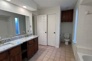 1915 Longmeadow Dr, Arlington, TX 76015 - Photo 14