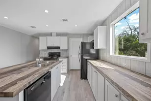 3501 Evergreen Dr, Granbury, TX 76048 - Photo 6