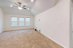 456 Renaissance Ln, Irving, TX 75060 - Photo 10