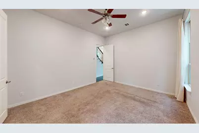 456 Renaissance Lane, Irving, TX 75060 - Photo 12