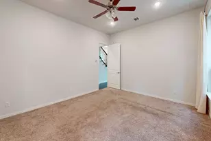 456 Renaissance Ln, Irving, TX 75060 - Photo 12