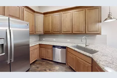 456 Renaissance Lane, Irving, TX 75060 - Photo 6