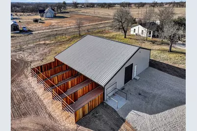 1390 Poe Prairie Road, Millsap, TX 76066 - Photo 22