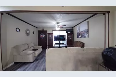 109 Ridgeway Circle, Lewisville, TX 75067 - Photo 2