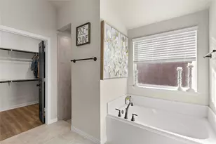 440 Brinkley Dr, Saginaw, TX 76179 - Photo 26