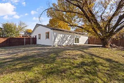 1003 Bellflower Court, Carrollton, TX 75007 - Photo 26