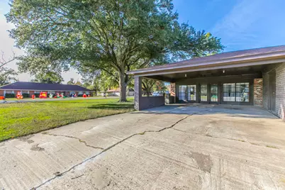 615 E Jacinto Street, Groesbeck, TX 76642 - Photo 18