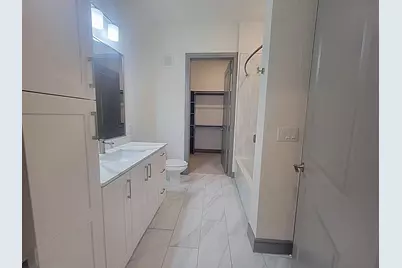 2700 Old Denton Road #1010, Carrollton, TX 75007 - Photo 18