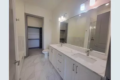 2700 Old Denton Road #1010, Carrollton, TX 75007 - Photo 14