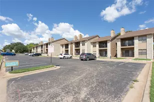 400 E Pearl, Granbury, TX 76048 - Photo 4