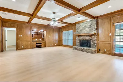 2805 Staffordshire Drive, Carrollton, TX 75007 - Photo 8