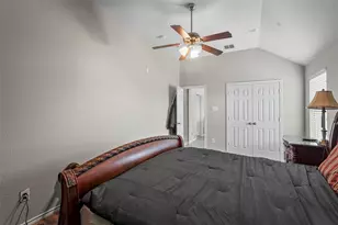 1948 Day Break Dr, Lancaster, TX 75146 - Photo 22