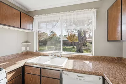 1410 Mohawk Drive, Arlington, TX 76012 - Photo 16