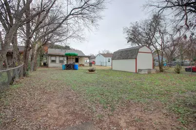 415 Turner Street, Cleburne, TX 76033 - Photo 16