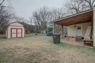 415 Turner St, Cleburne, TX 76033 - Photo 14