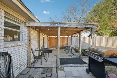 1021 Pleasant Valley Road, Garland, TX 75040 - Photo 28