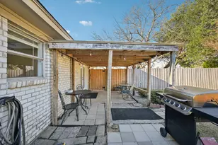 1021 Pleasant Valley Rd, Garland, TX 75040 - Photo 28