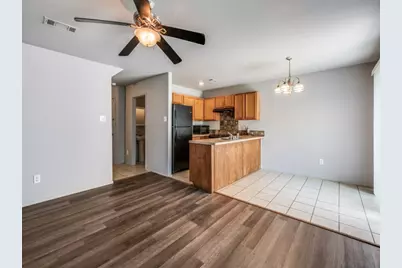 2325 Donalee Street #2325, Fort Worth, TX 76105 - Photo 4