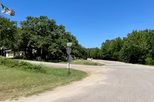 952 Lake Rd, Gordonville, TX 76245 - Photo 12