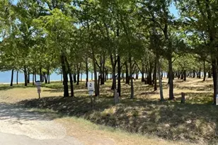 952 Lake Rd, Gordonville, TX 76245 - Photo 14