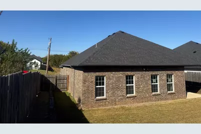 2213 Beverly Drive, Granbury, TX 76048 - Photo 30