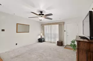 1620 River Oaks Dr, Irving, TX 75060 - Photo 4