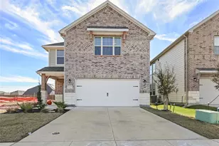 1625 Edgeway Dr, Aubrey, TX 76227 - Photo 4
