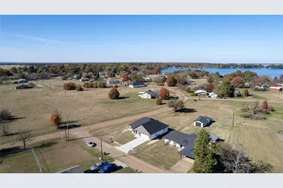 101 Baker B Ranch Road, Trinidad, TX 75163 - Photo 30