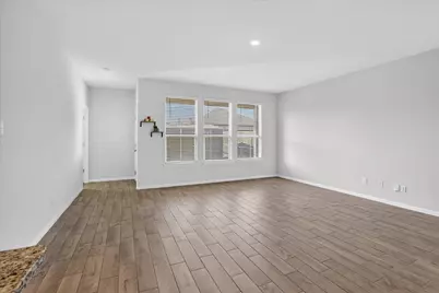 8649 Mirror Lake Drive, Fort Worth, TX 76179 - Photo 10