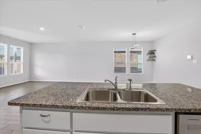 8649 Mirror Lake Drive, Fort Worth, TX 76179 - Photo 8