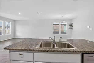 8649 Mirror Lk Dr, Fort Worth, TX 76179 - Photo 8